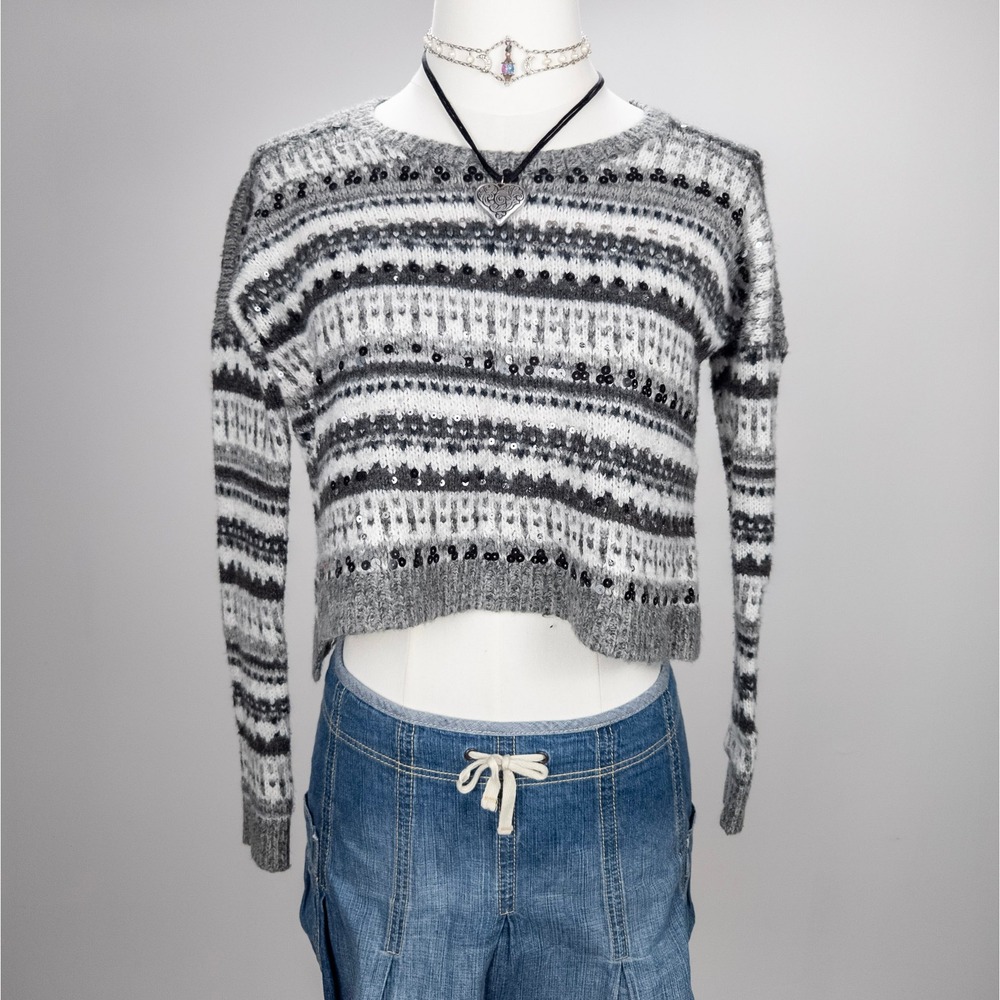 Abercrombie‎ & Fitch Gray Knit Cropped Sequin Knit Sweater